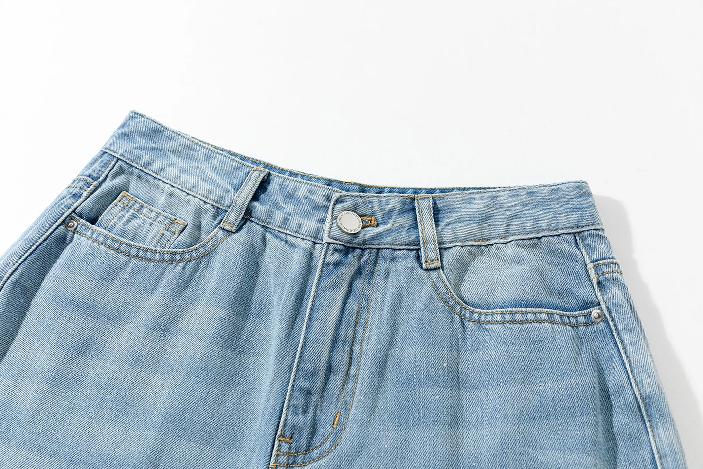 Straight Jeans