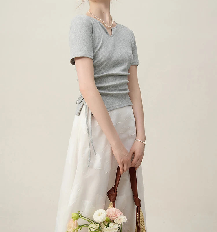 تي شيرت محبوك بكتف مستقيم