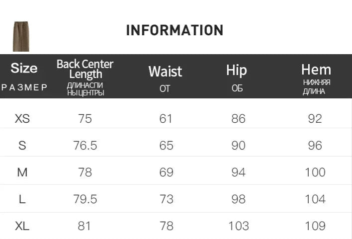 طقم بليزر وتنورة من الصوف باللون البني