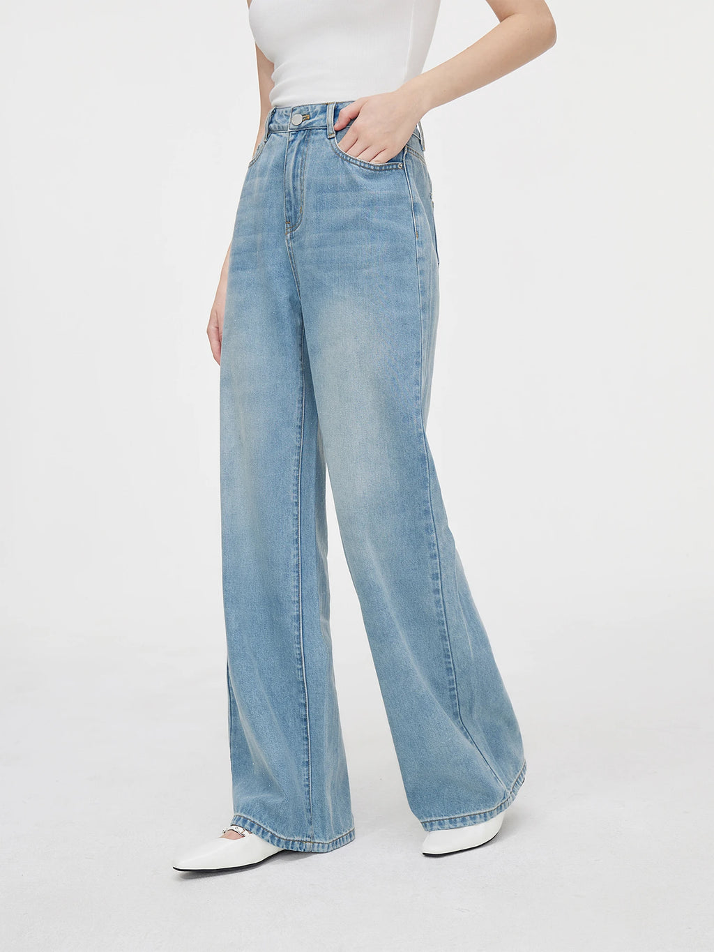 Straight Jeans