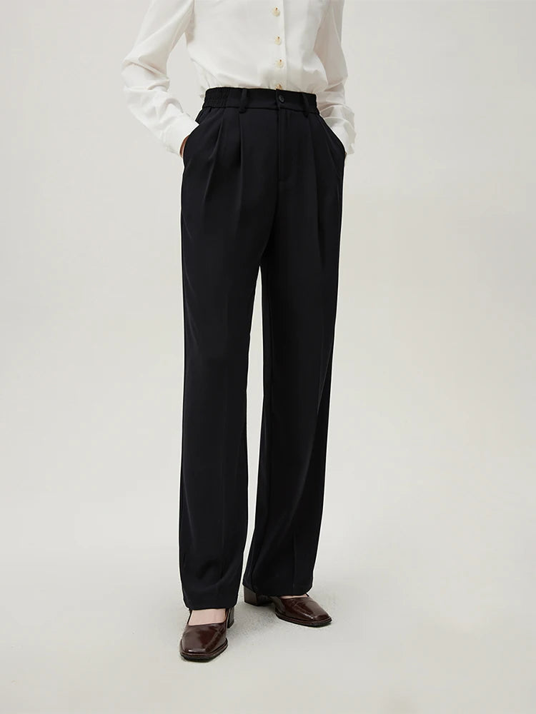 High-waisted pants